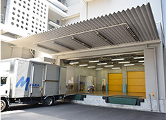 トラックヤード